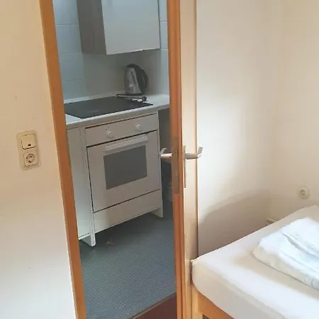 3 Monteurzimmer Hugel Apartamento Bad Wildungen