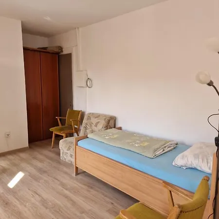 3 Monteurzimmer Hugel Apartamento