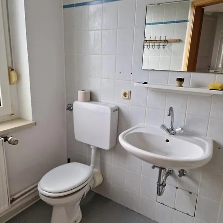 3 Monteurzimmer Hugel Apartamento