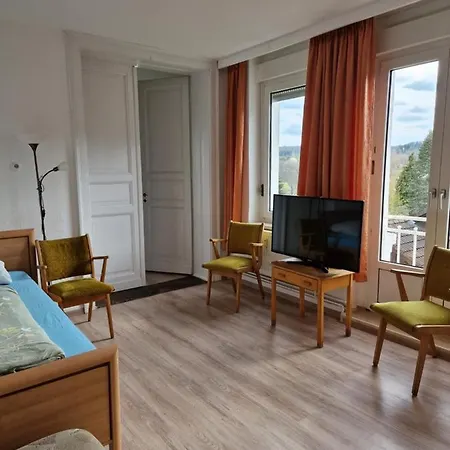 3 Monteurzimmer Hugel